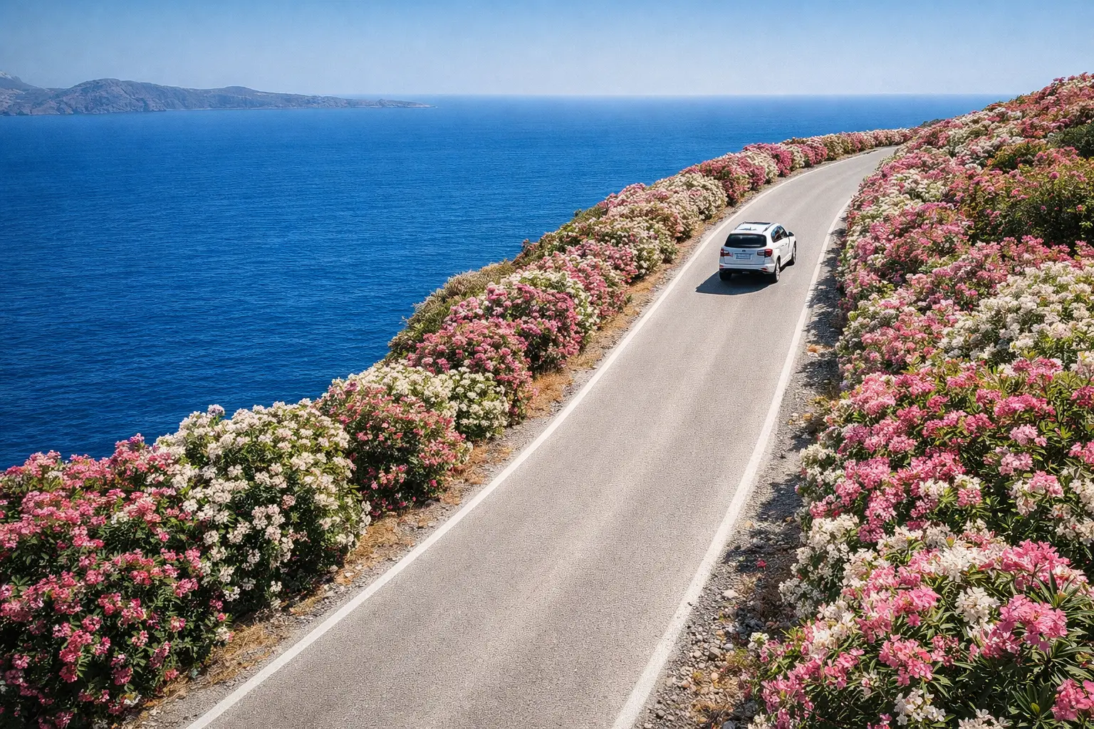 Route côtière à Santorin
